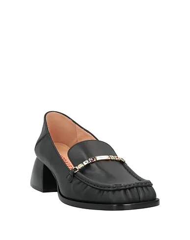 https://images.styletyx.com/images/black-leather-loafers-nodaleto-2953450_2.webp
