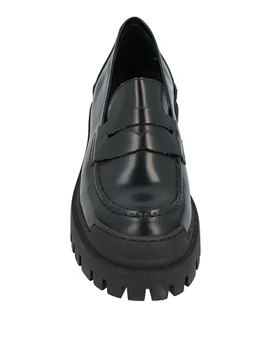 https://images.styletyx.com/images/black-leather-loafers-ranye-1004742926_4.webp