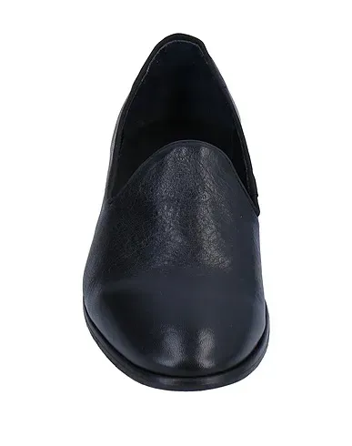 https://images.styletyx.com/images/black-leather-loafers-sangue-1006646607_4.webp