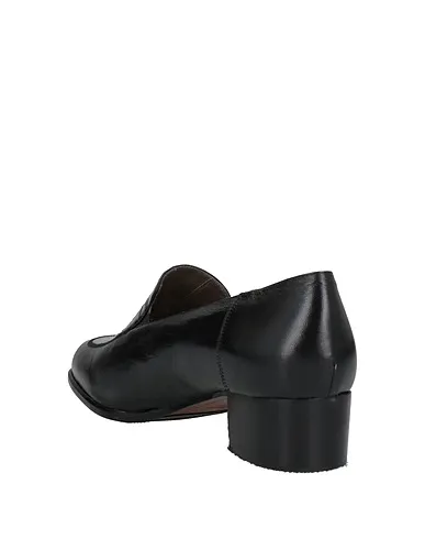 https://images.styletyx.com/images/black-leather-loafers-valleverde-13295465_3.webp