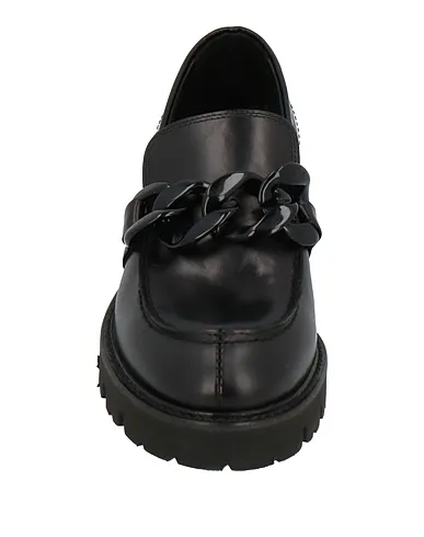https://images.styletyx.com/images/black-leather-loafers-vsl-711067860_4.webp