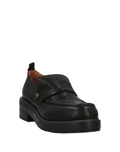 https://images.styletyx.com/images/black-leather-loafers-zeis-excelsa-18291974_2.webp
