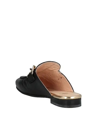 https://images.styletyx.com/images/black-leather-mules-and-clogs-crown-1939956304_3.webp