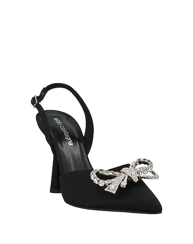 https://images.styletyx.com/images/black-leather-pump-aldo-castagna-376545989_2.webp