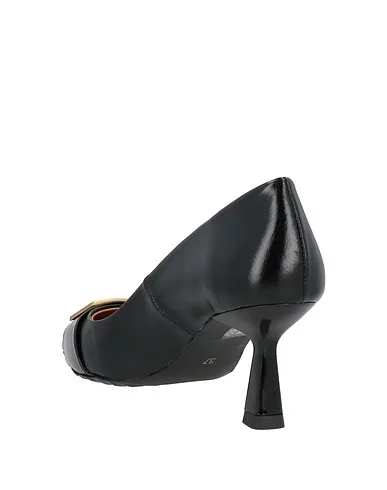 https://images.styletyx.com/images/black-leather-pump-bruno-premi-1224813984_3.webp
