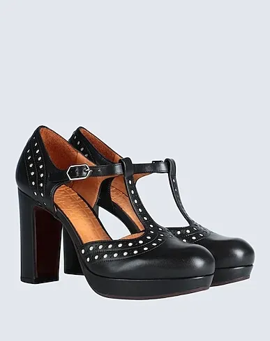 https://images.styletyx.com/images/black-leather-pump-chie-mihara-1224060397_4.webp