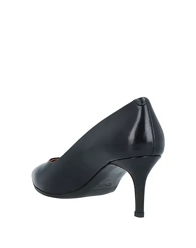 https://images.styletyx.com/images/black-leather-pump-couture-1003743798_3.webp