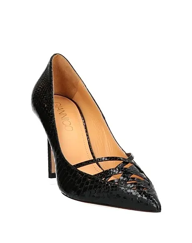 https://images.styletyx.com/images/black-leather-pump-giannico-710613087_2.webp
