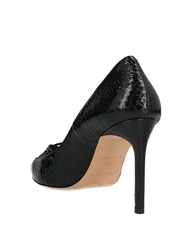 https://images.styletyx.com/images/black-leather-pump-giannico-710613087_3.webp