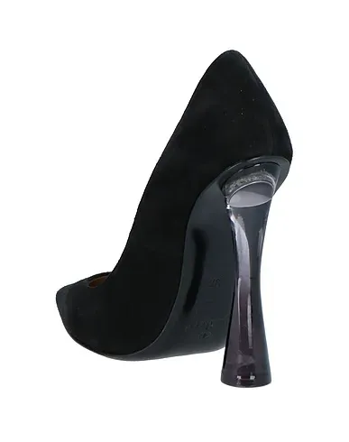 https://images.styletyx.com/images/black-leather-pump-julia-haart-1705718287_3.webp
