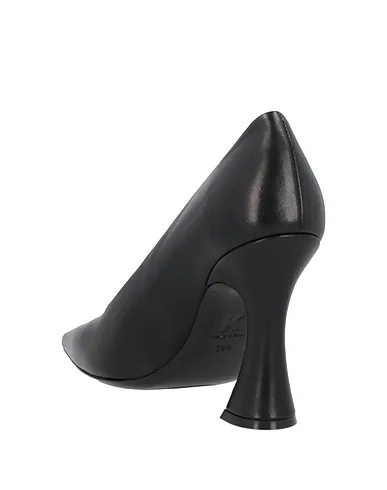 https://images.styletyx.com/images/black-leather-pump-kalliste-1225699116_3.webp