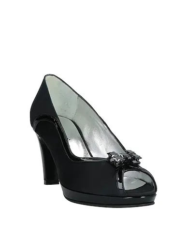 https://images.styletyx.com/images/black-leather-pump-soraya-13085123_2.webp