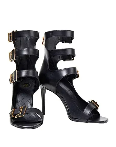 https://images.styletyx.com/images/black-leather-sandals-balmain-2523475_2.webp
