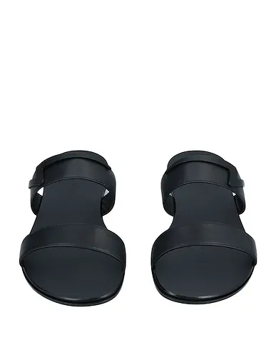 https://images.styletyx.com/images/black-leather-sandals-giuseppe-zanotti-718427_4.webp