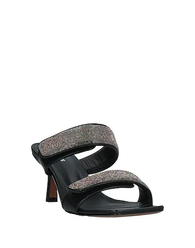 https://images.styletyx.com/images/black-leather-sandals-lola-cruz-3131876_2.webp