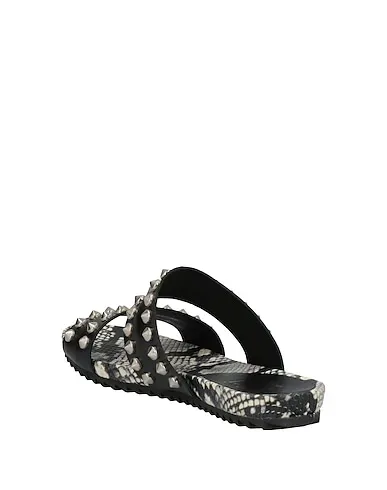 https://images.styletyx.com/images/black-leather-sandals-pertini-3256712_3.webp