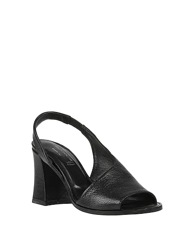 https://images.styletyx.com/images/black-leather-sandals-pierfrancesco-vincenti-13400194_2.webp