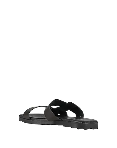 https://images.styletyx.com/images/black-leather-sandals-primo-emporio-1910298507_3.webp