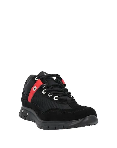 https://images.styletyx.com/images/black-leather-sneakers-cesare-paciotti-4us-1225239604_2.webp
