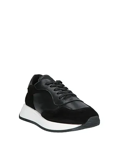 https://images.styletyx.com/images/black-leather-sneakers-cesare-paciotti-4us-711488214_2.webp