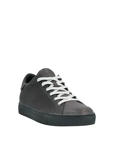 https://images.styletyx.com/images/black-leather-sneakers-crime-london-3105724_2.webp