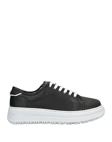 https://images.styletyx.com/images/black-leather-sneakers-cult-3258295_1.webp