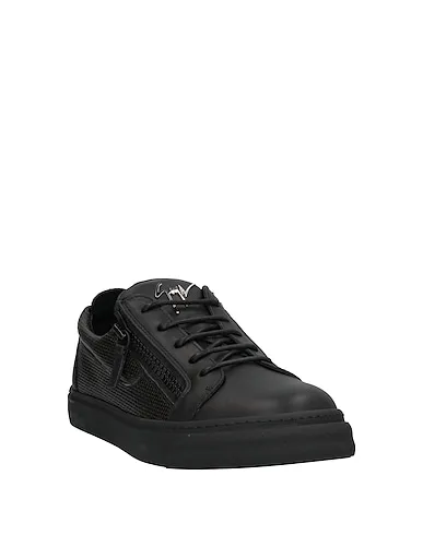 https://images.styletyx.com/images/black-leather-sneakers-giuseppe-zanotti-13086696_2.webp
