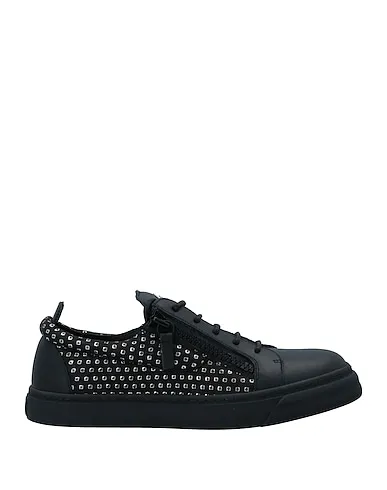 https://images.styletyx.com/images/black-leather-sneakers-giuseppe-zanotti-13089357_1.webp