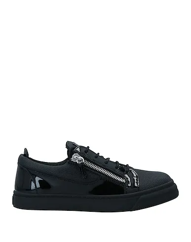 https://images.styletyx.com/images/black-leather-sneakers-giuseppe-zanotti-13089368_1.webp