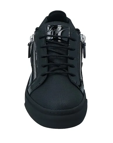 https://images.styletyx.com/images/black-leather-sneakers-giuseppe-zanotti-13089368_4.webp