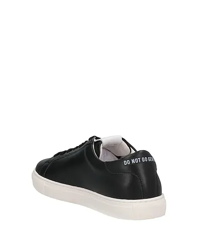 https://images.styletyx.com/images/black-leather-sneakers-jeckerson-13302648_3.webp
