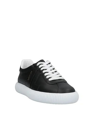 https://images.styletyx.com/images/black-leather-sneakers-lanvin-13119776_2.webp