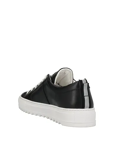 https://images.styletyx.com/images/black-leather-sneakers-les-hommes-13322564_3.webp
