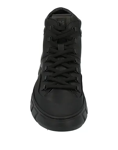 https://images.styletyx.com/images/black-leather-sneakers-mich-e-simon-13194915_4.webp