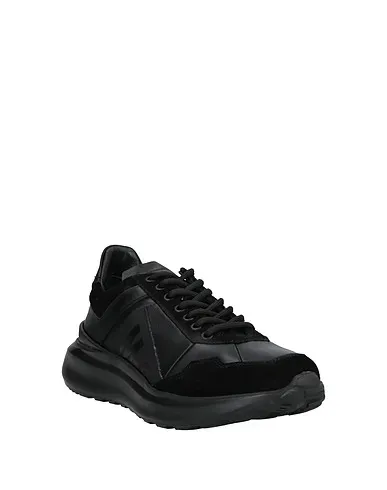 https://images.styletyx.com/images/black-leather-sneakers-mich-e-simon-2364544_2.webp