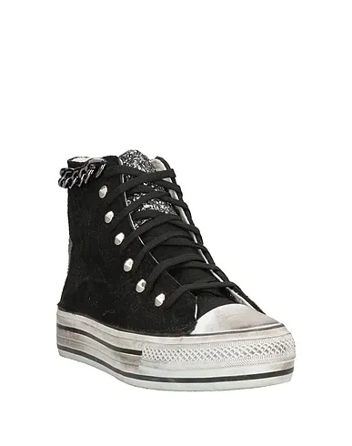 https://images.styletyx.com/images/black-leather-sneakers-nila-nila-1219551_2.webp