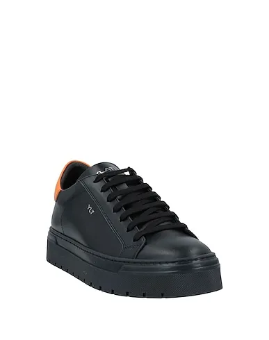 https://images.styletyx.com/images/black-leather-sneakers-ylati-1367303_2.webp