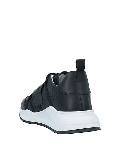 https://images.styletyx.com/images/black-leather-sneakers-ylati-1627060_3.webp
