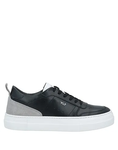 https://images.styletyx.com/images/black-leather-sneakers-ylati-1681984_1.webp