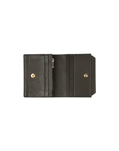 https://images.styletyx.com/images/black-leather-wallet-piquadro-1226464702_2.webp