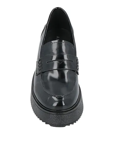 https://images.styletyx.com/images/black-loafers-apepazza-1225239385_4.webp