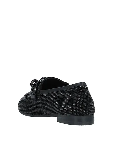 https://images.styletyx.com/images/black-loafers-lola-cruz-1448982_3.webp