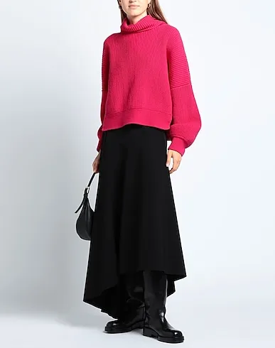 https://images.styletyx.com/images/black-midi-skirt-compagnia-italiana-1694045187_2.webp
