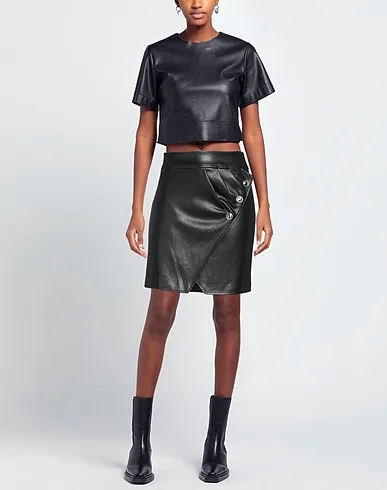 https://images.styletyx.com/images/black-mini-skirt-guess-1005228110_2.webp