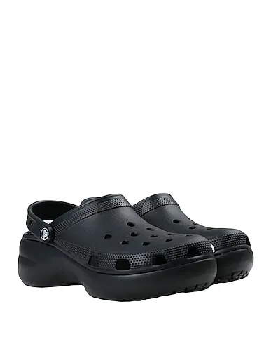 https://images.styletyx.com/images/black-mules-and-clogs-crocs-13177585_4.webp