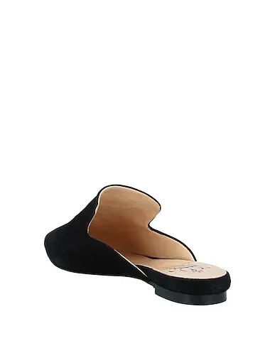 https://images.styletyx.com/images/black-mules-and-clogs-l-arianna-1004113287_3.webp