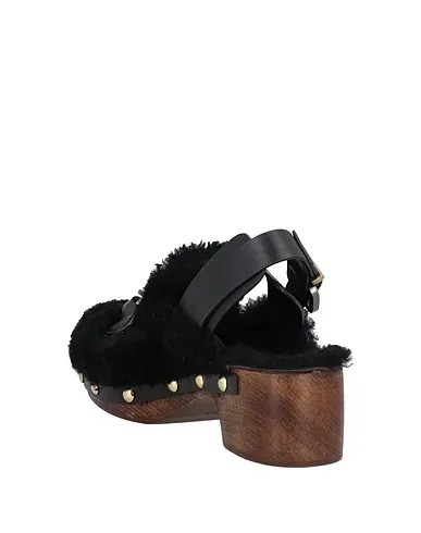 https://images.styletyx.com/images/black-mules-and-clogs-paola-d-arcano-1906397443_3.webp