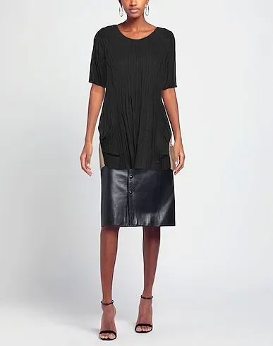 https://images.styletyx.com/images/black-plain-weave-blouse-virginia-bizzi-3196799_2.webp