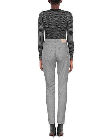 https://images.styletyx.com/images/black-plain-weave-casual-pants-hugo-boss-2029533_3.webp
