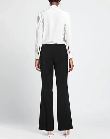 https://images.styletyx.com/images/black-plain-weave-casual-pants-luckylu-milano-13970800_3.webp